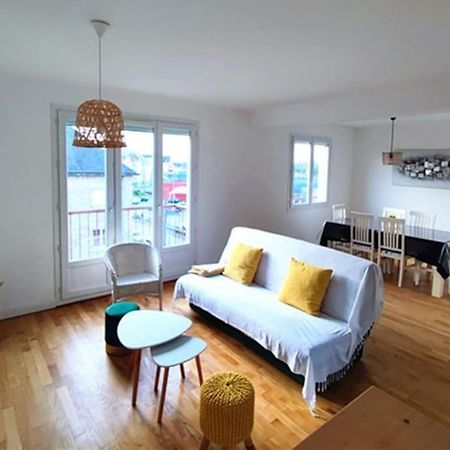 Appartement 76M2 Lumineux Centre Ville Garage Prive 3Ieme Etage Sans Ascenseur Fougères 外观 照片