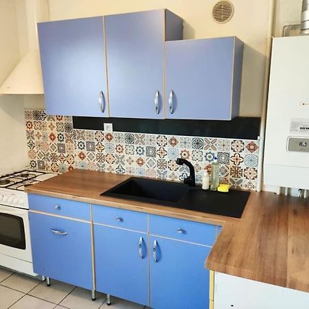 Appartement 76M2 Lumineux Centre Ville Garage Prive 3Ieme Etage Sans Ascenseur Fougères 外观 照片